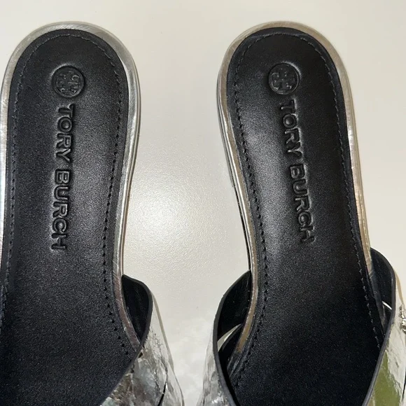 NewTory Burch Metallic Silver Slide Sandals. Size 8.5M. - Picture 3 of 10
